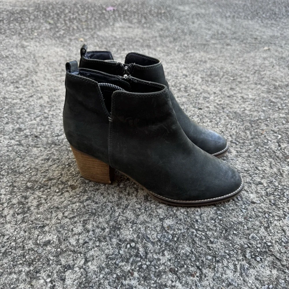 Blondo Norma Womens Sz 10 M Slate Grey Nubuck Waterproof Heeled Bootie *Peeling* - Picture 3 of 14